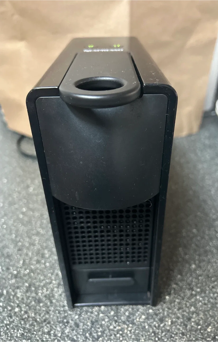 Nespresso Essenza Mini Coffee Machine - Black image indicator(5)