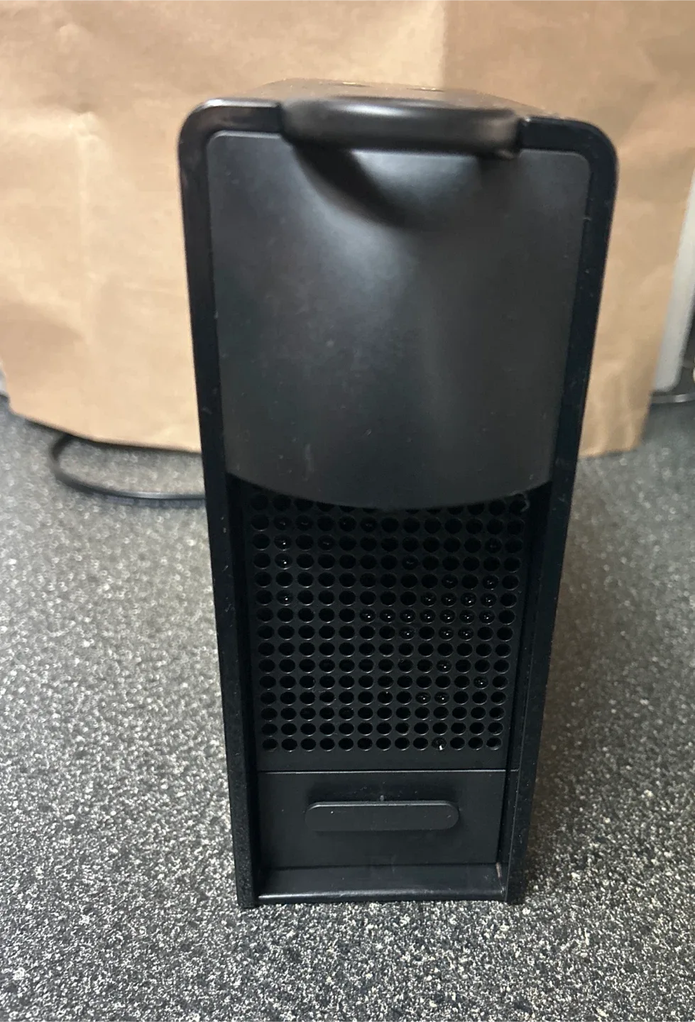 Nespresso Essenza Mini Coffee Machine - Black image indicator(6)