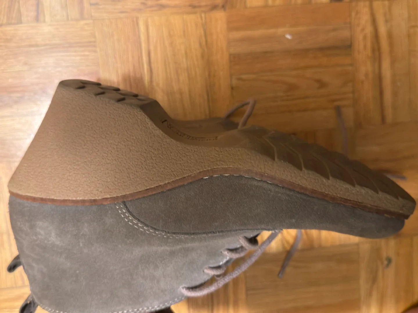 White Mountain Wedge Ankle Boots image indicator(2)