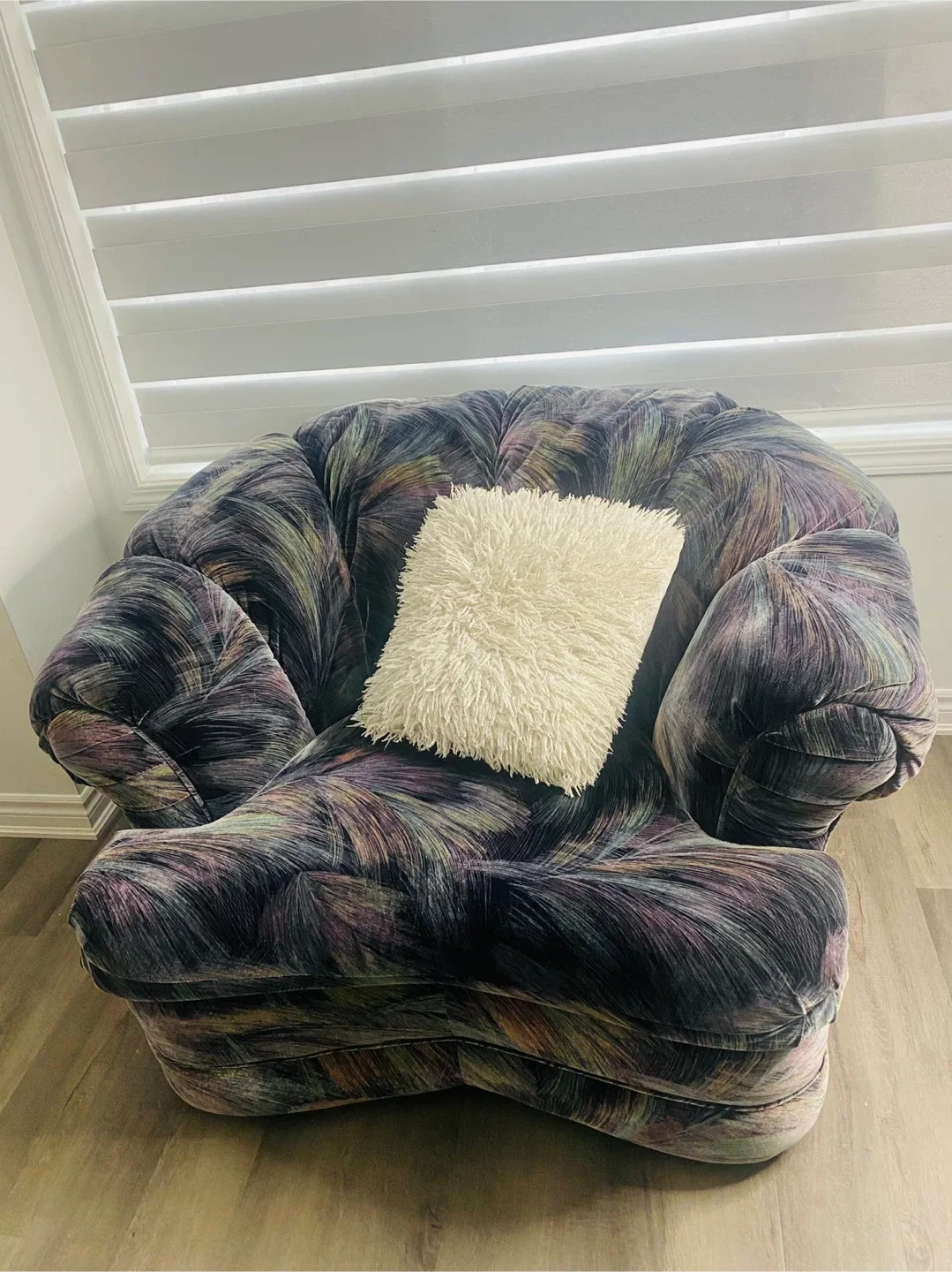 Patterned Armchair with Pillow thumbnail