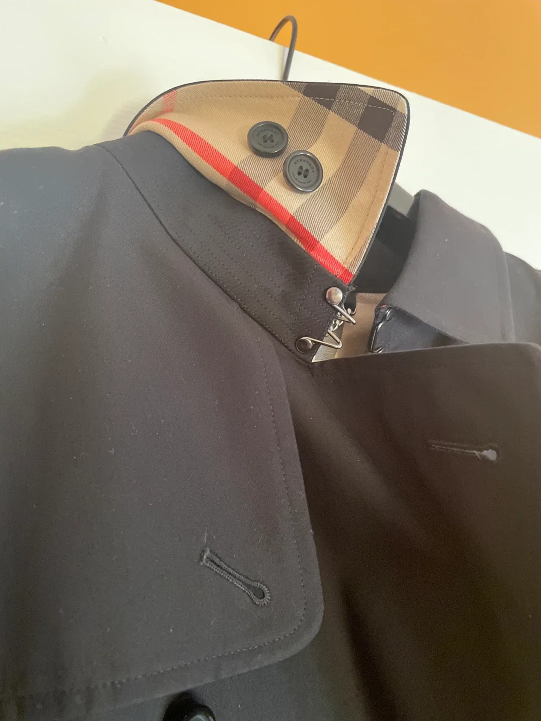 Burberry The Sandringham Black Trench Coat image indicator(3)