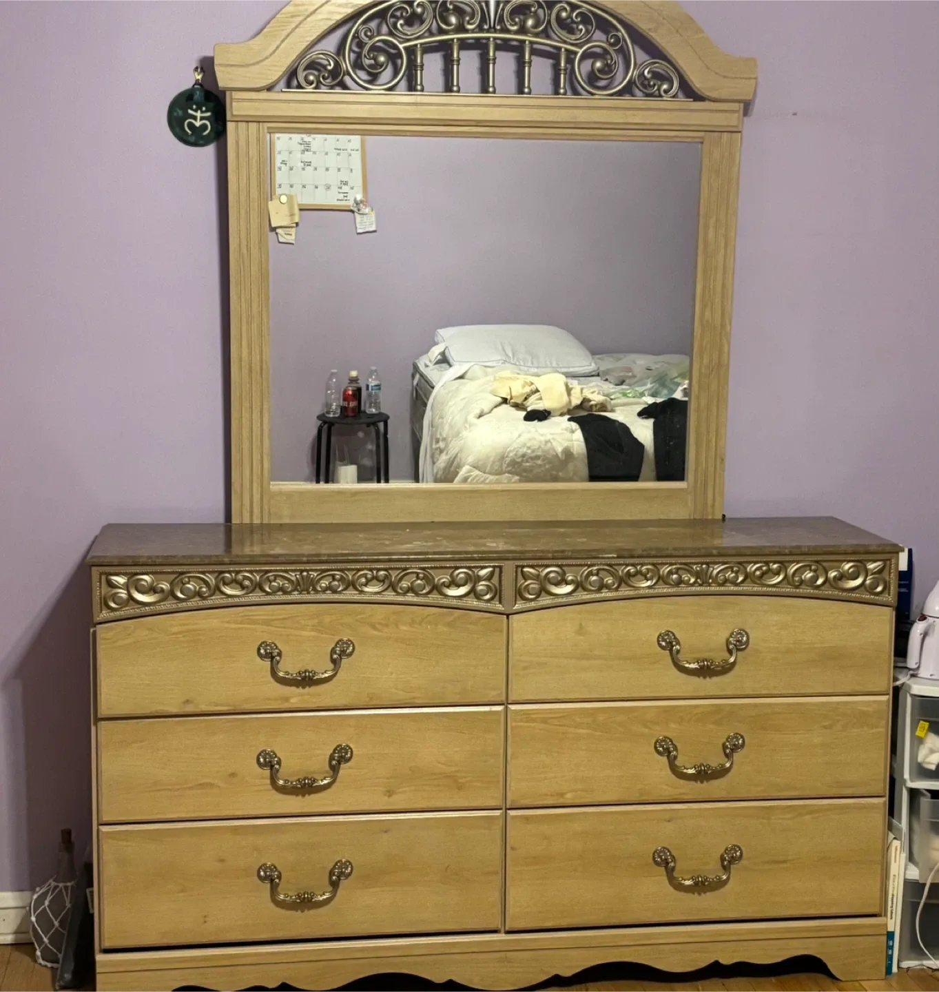 Wooden Dresser with Mirror & Nightstand Set image indicator(3)