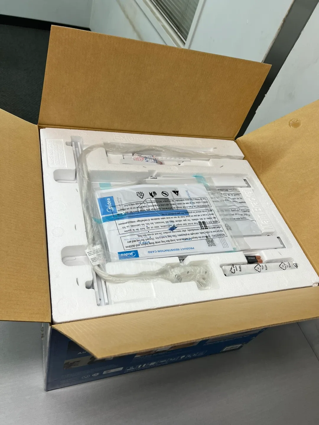 Midea 12k BTU U-Shaped Smart AC – Brand New Sealed Box image indicator(4)