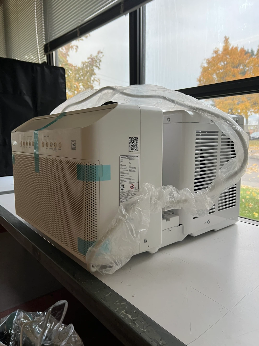 Midea 12000 BTU U-Shaped Smart AC – Brand New Sealed Box - photo 4