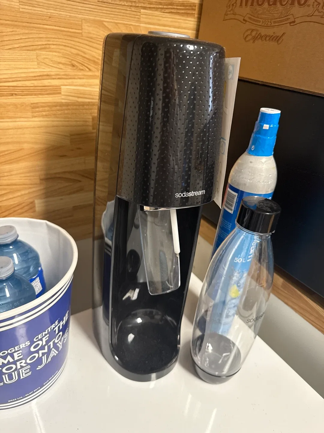 SodaStream Sparkling Water Maker image indicator(2)