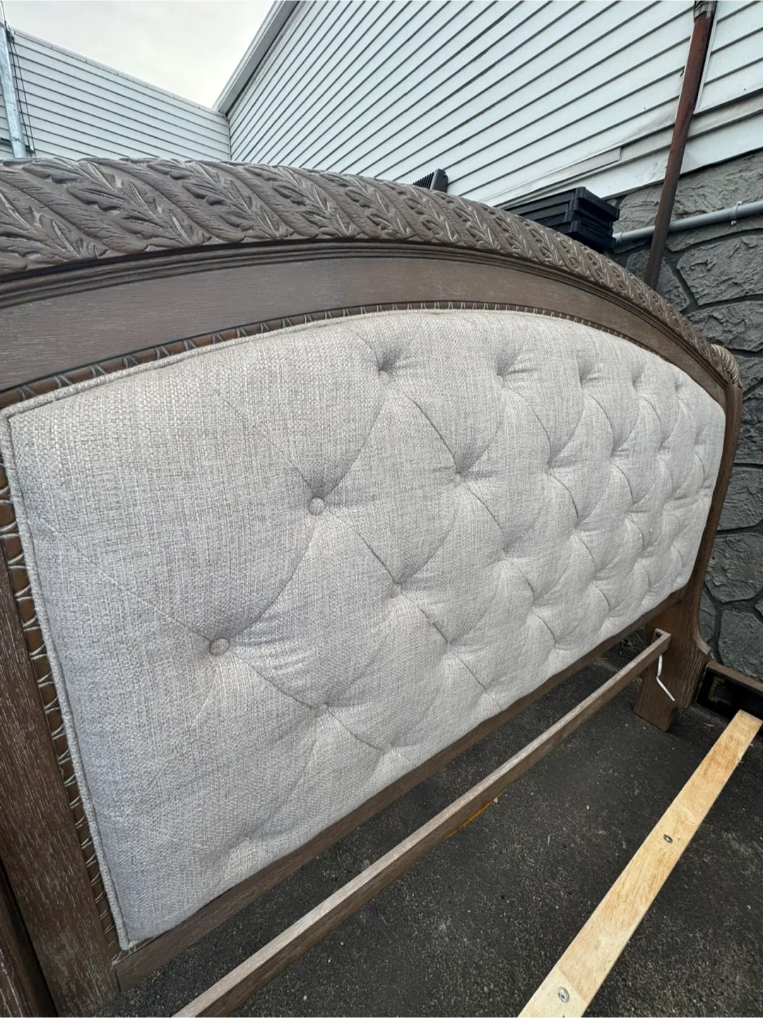 Upholstered King Bed Frame image indicator(4)