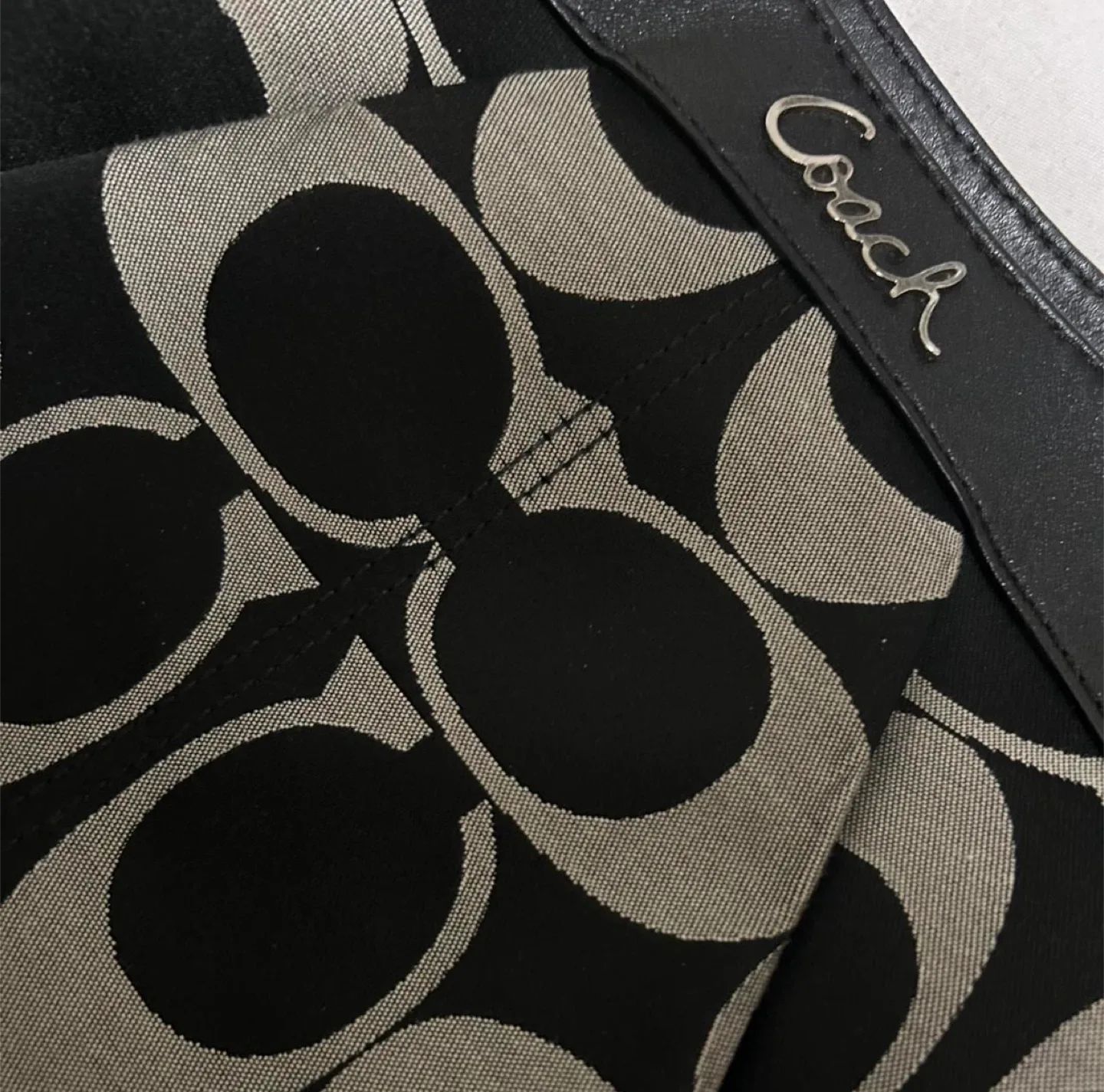 Authentic Vintage Coach Signature Canvas Lexi Bag image indicator(6)