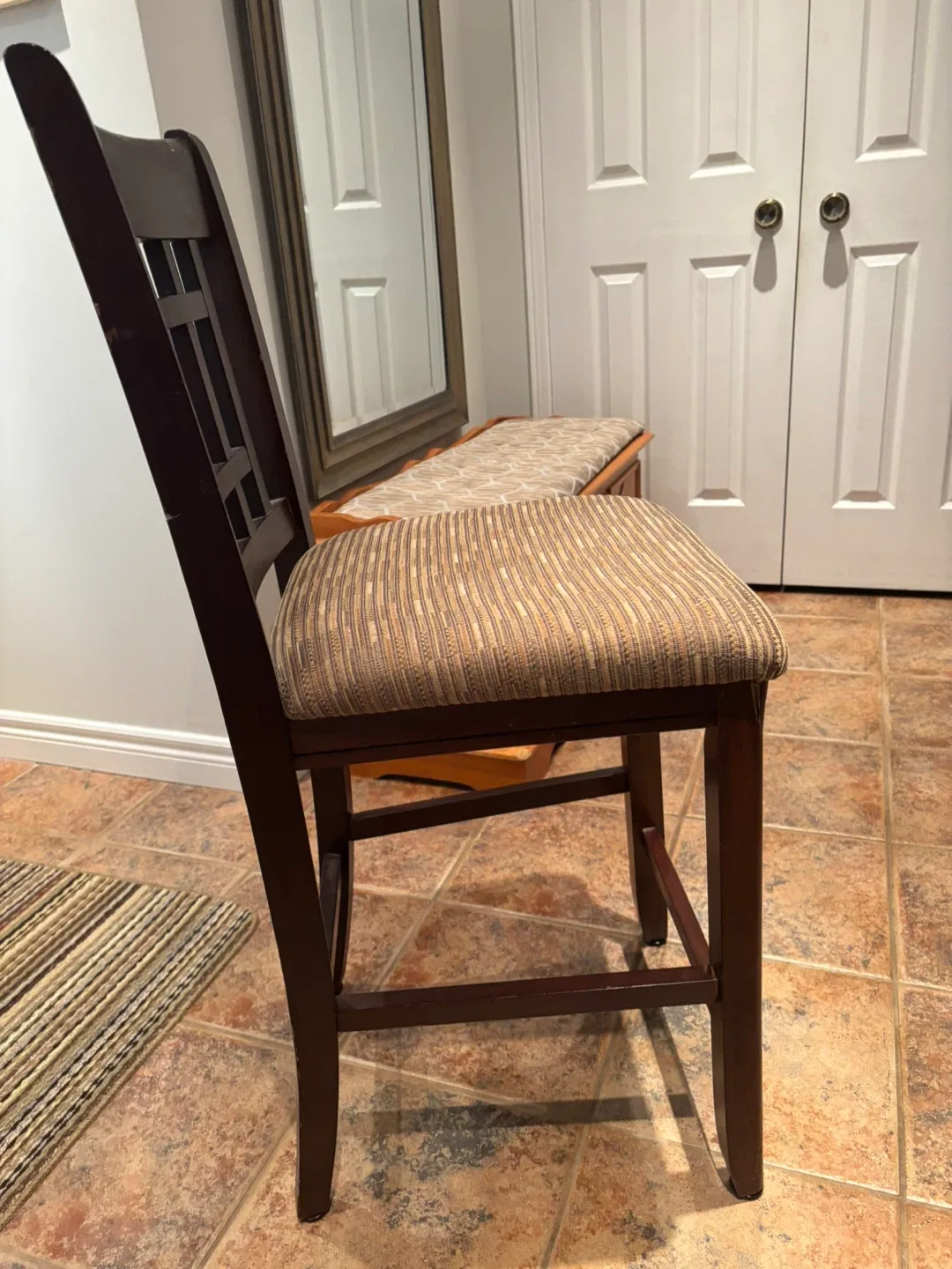 4 tall bar chairs image indicator(2)