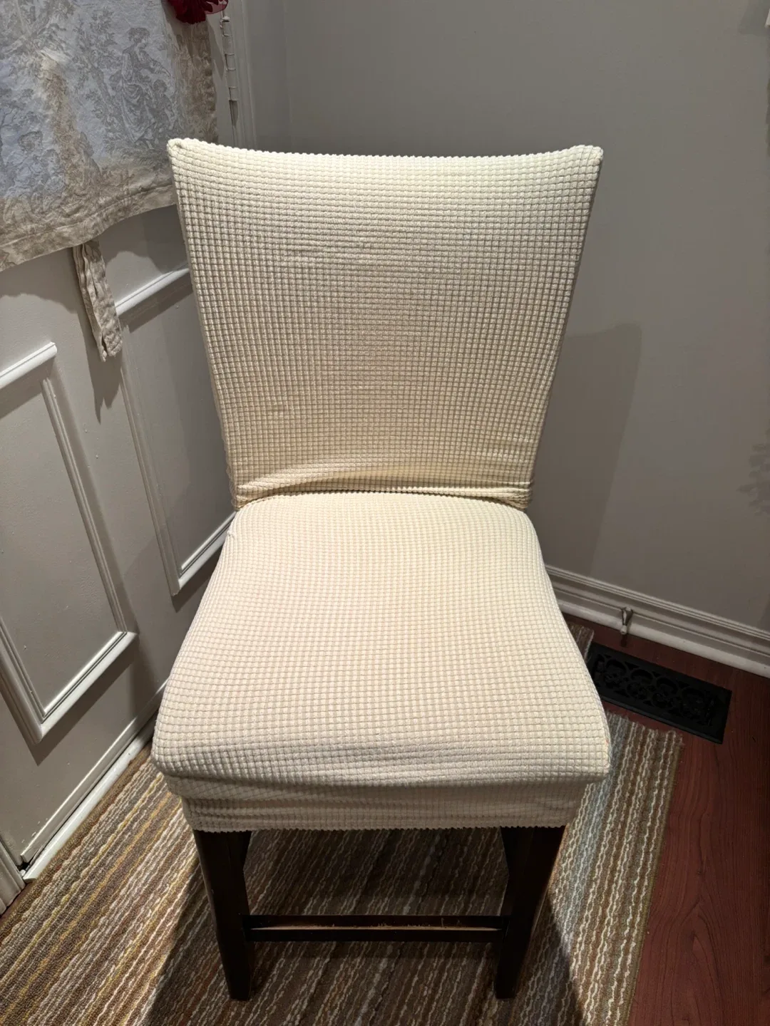 4 tall bar chairs image indicator(10)