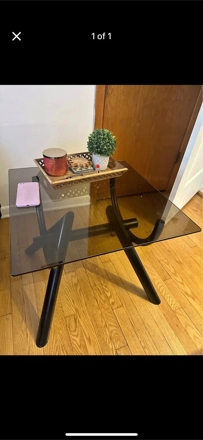 Small Coffee table used thumbnail