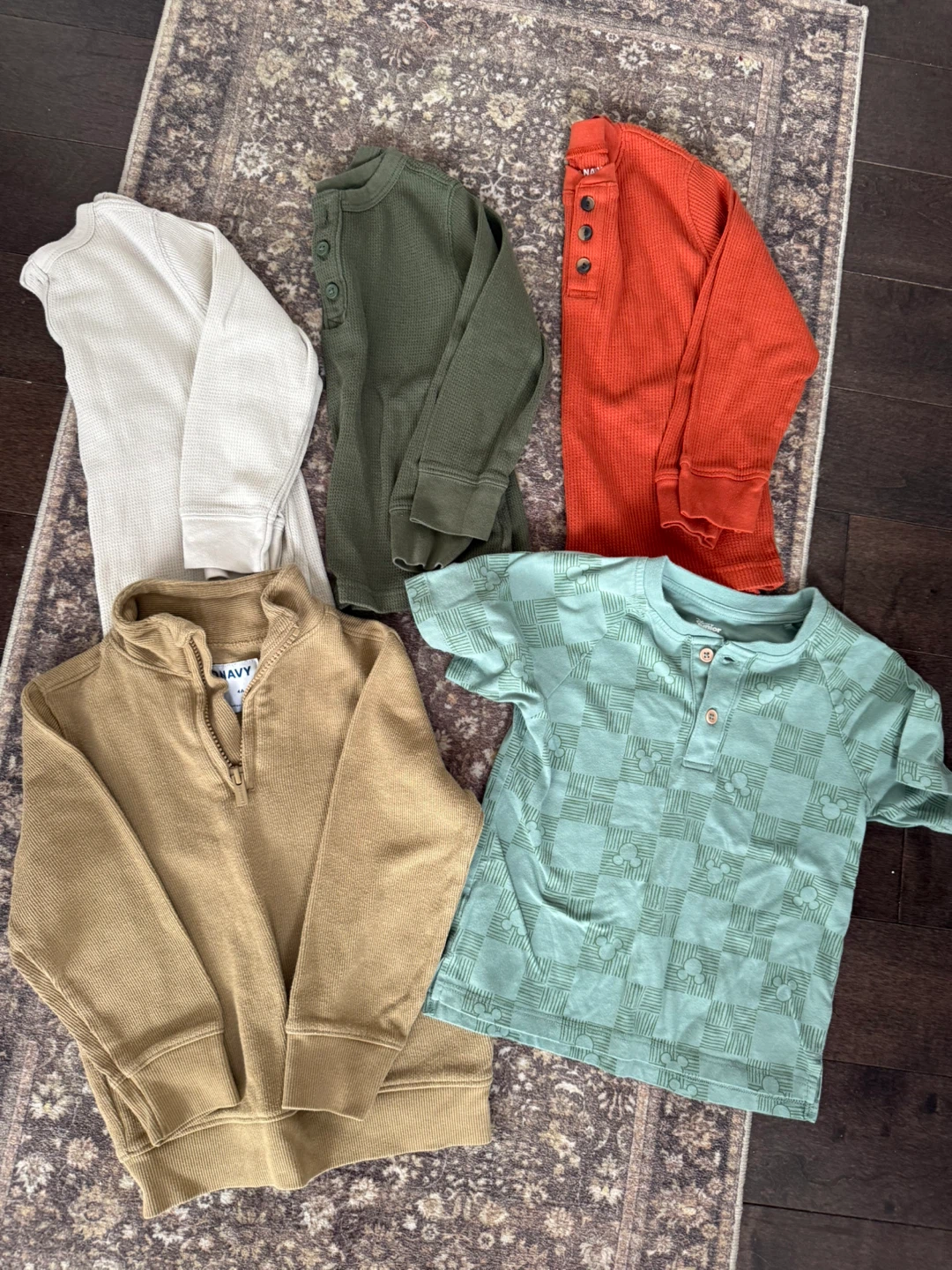 Old Navy Kids Shirts - Size 4T