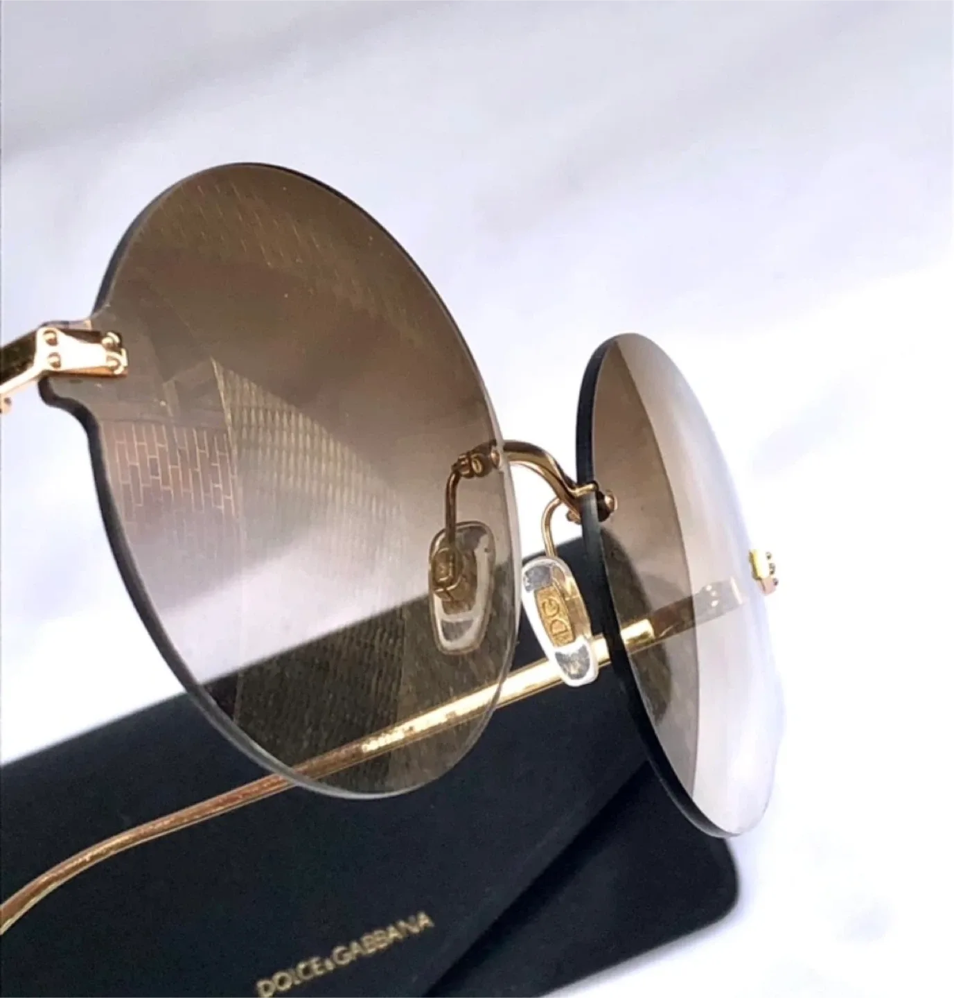 Dolce & Gabbana Sunglasses image indicator(2)