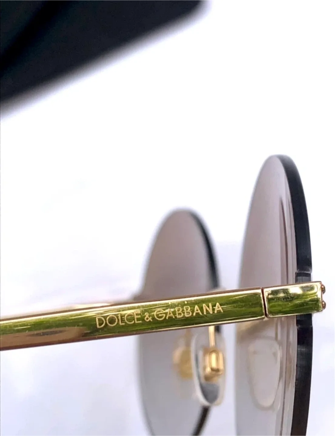 Dolce & Gabbana Sunglasses image indicator(4)