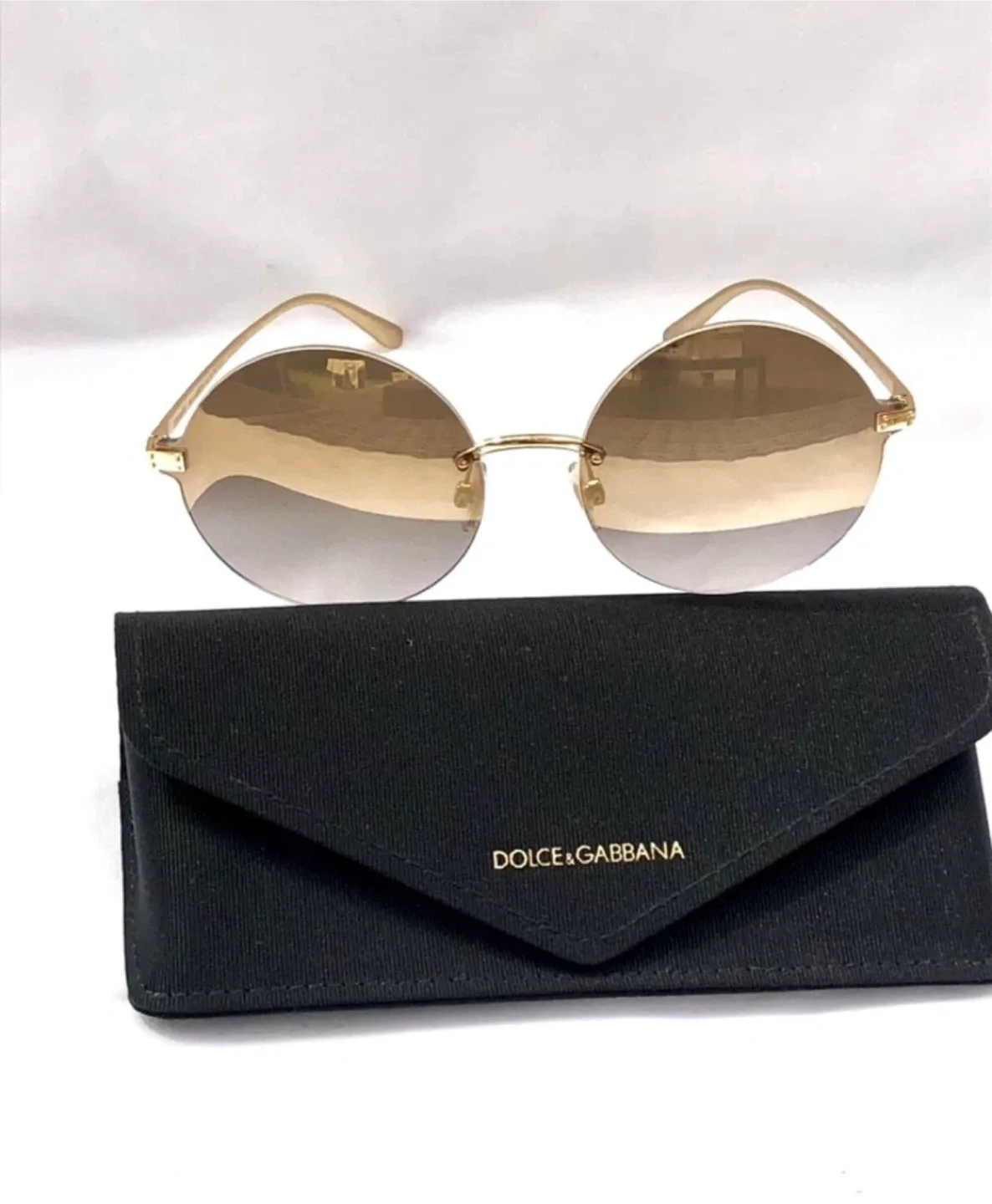 Dolce & Gabbana Sunglasses image indicator(8)
