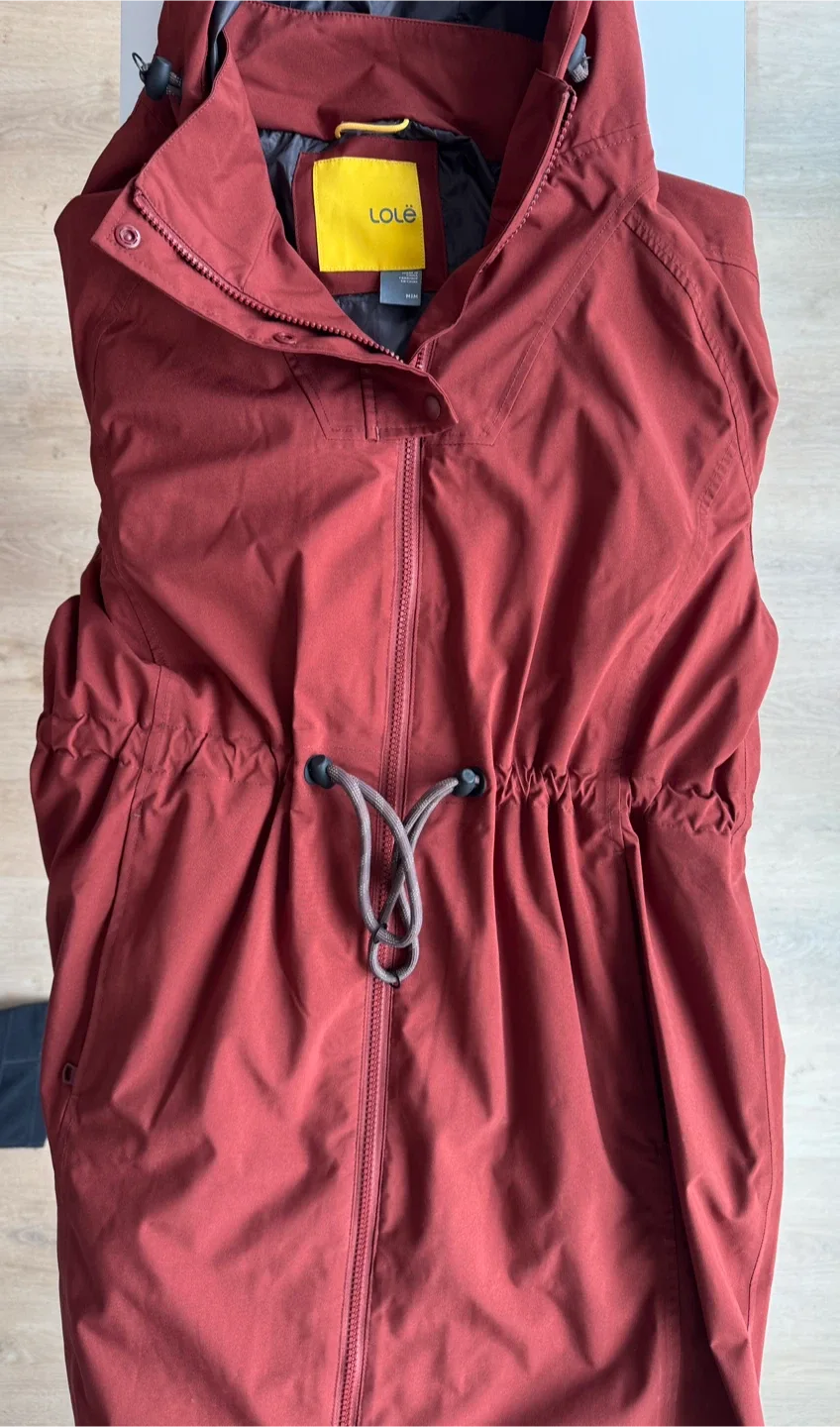 🥕 Lolë Winter Jacket - Size M 🥕 image indicator(4)