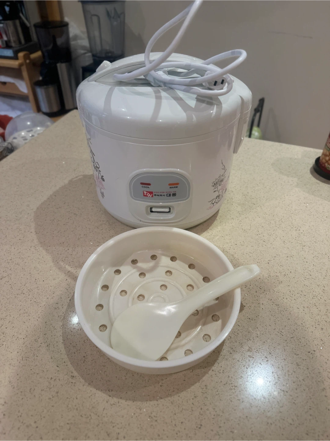 Daewoo Rice Cooker - White