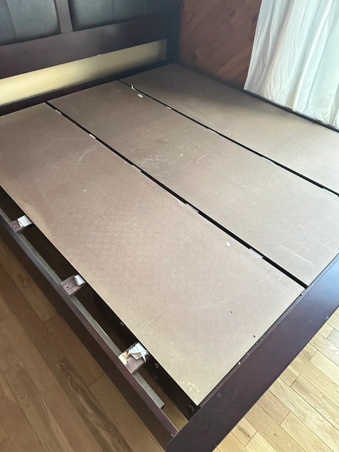 Aspen home luxury King Size Wood Storage Bed (CAN DELIVER) image indicator(5)