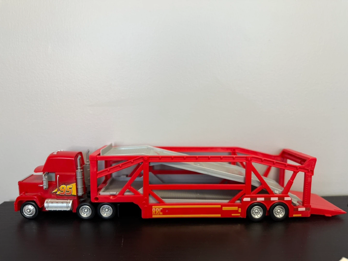 Disney Pixar Cars Mack Truck Hauler - photo 2