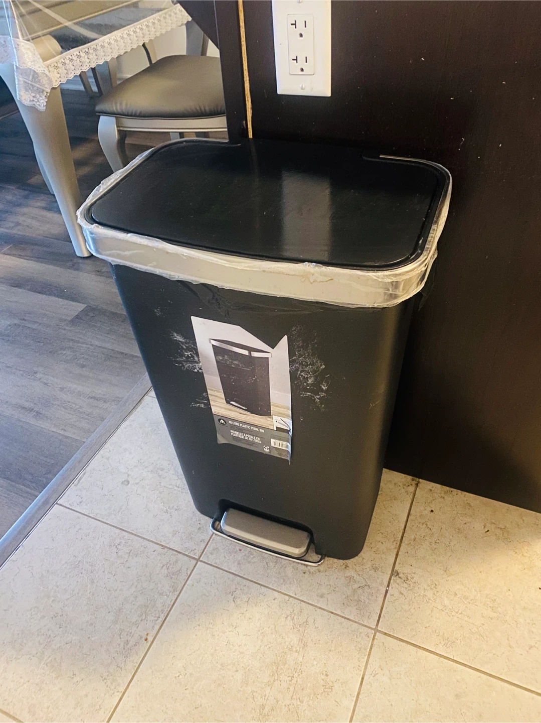40 Litre Black Pedal Bin