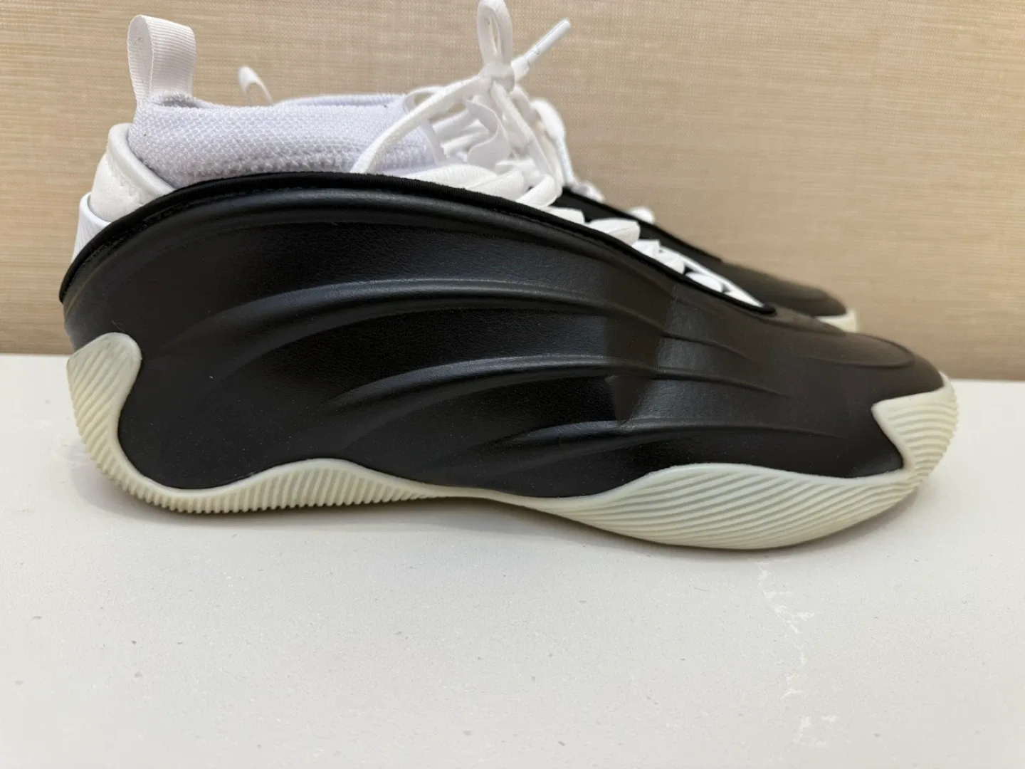 Adidas Harden Vol. 9 “Molded Leather” thumbnail