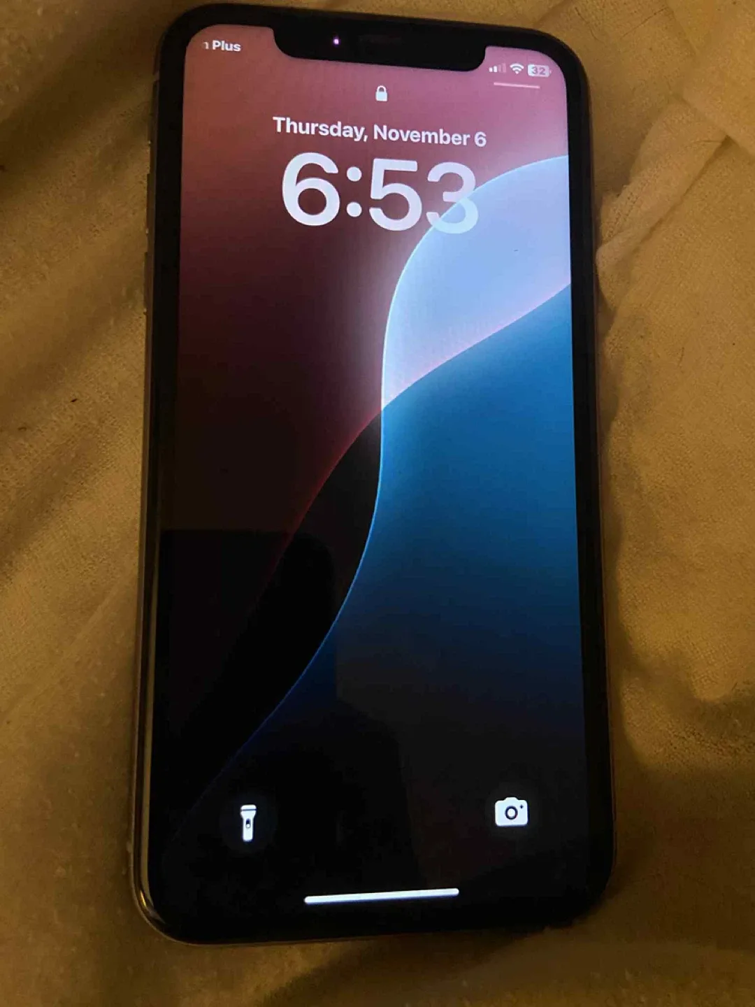 Purple I phone 11 image indicator(2)