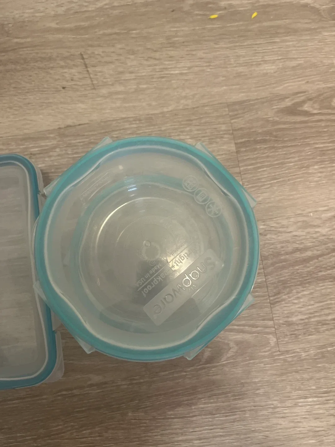 Snapware Plastic Food Storage 5 Containers image indicator(4)