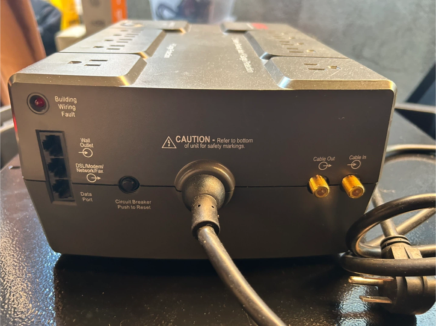 APC Back-UPS ES 750 Surge Protector - photo 2