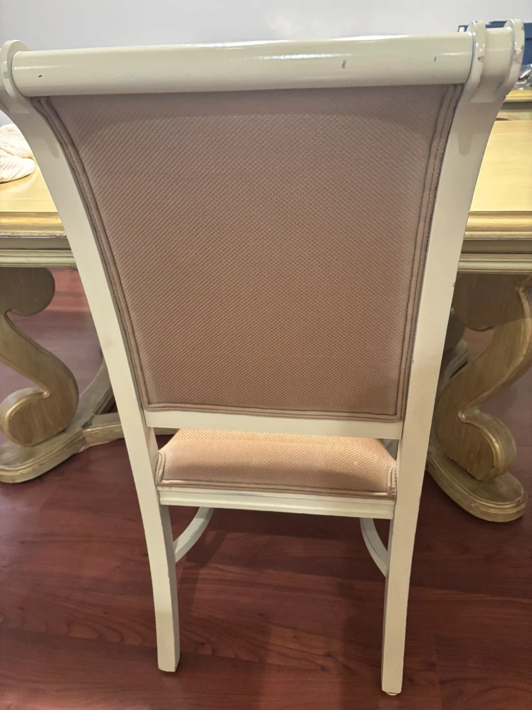 Solid oak dining table with 6 chairs image indicator(8)