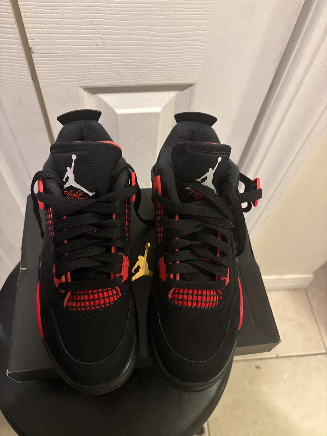 Jordan 4 Retro Bred Reimagined - Size 9 image indicator(3)