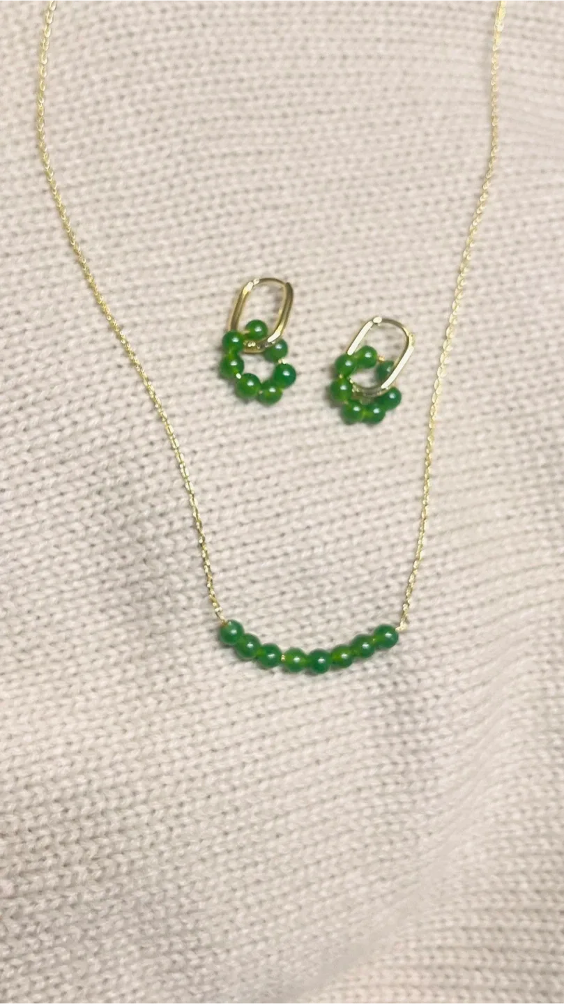 Handmade Beaded Necklace & Earring Set image indicator(2)