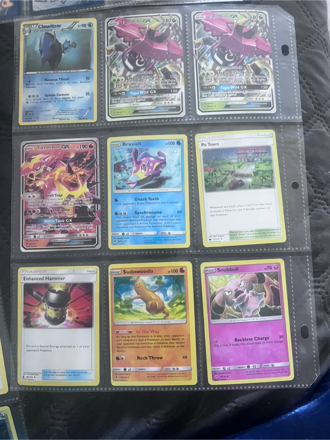 Pokémon Trading Cards Lot image indicator(2)