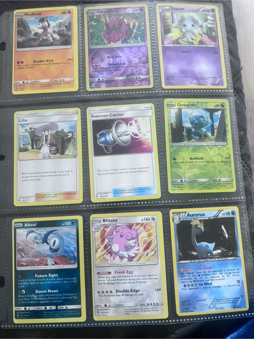 Pokémon Trading Cards Lot image indicator(8)