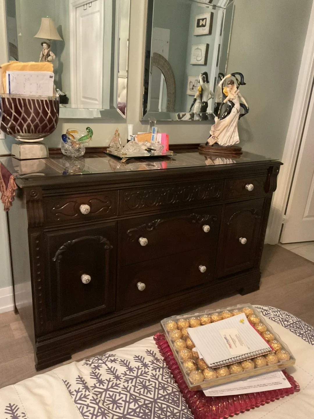 Dark Wood Dresser image indicator(3)