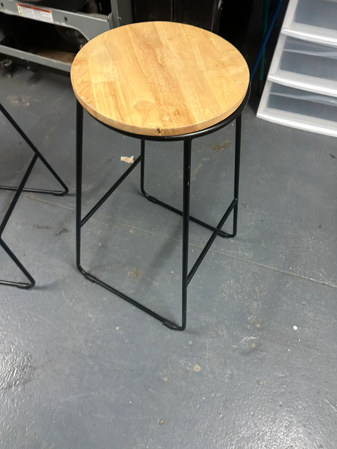 Set of 3 Bar Stools - Wood & Black Metal