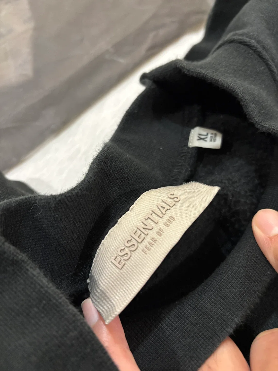 Essentials Fear of God Black Crewneck - XL #Cleanout image indicator(4)