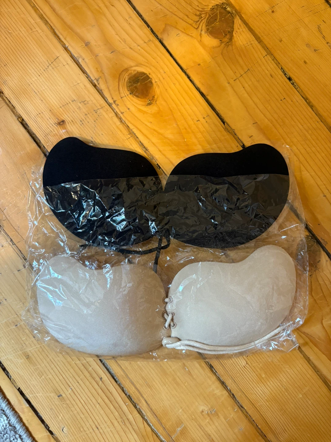 Adhesive Bra - Black & Beige