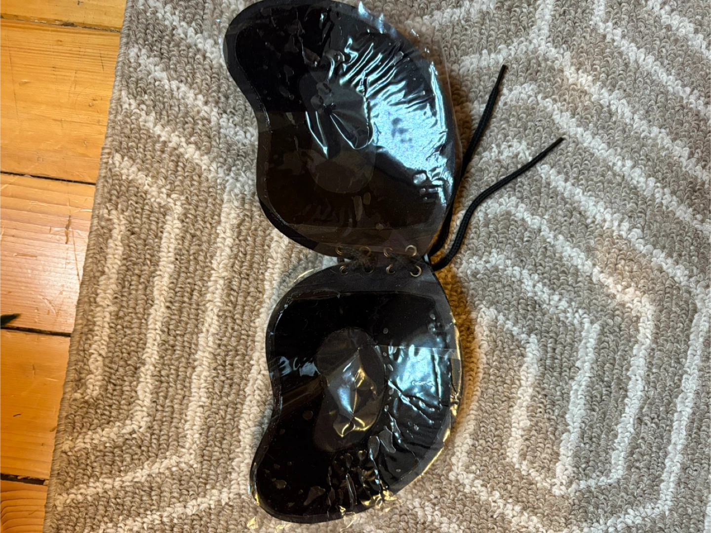 Adhesive Bra - Black & Beige - photo 4