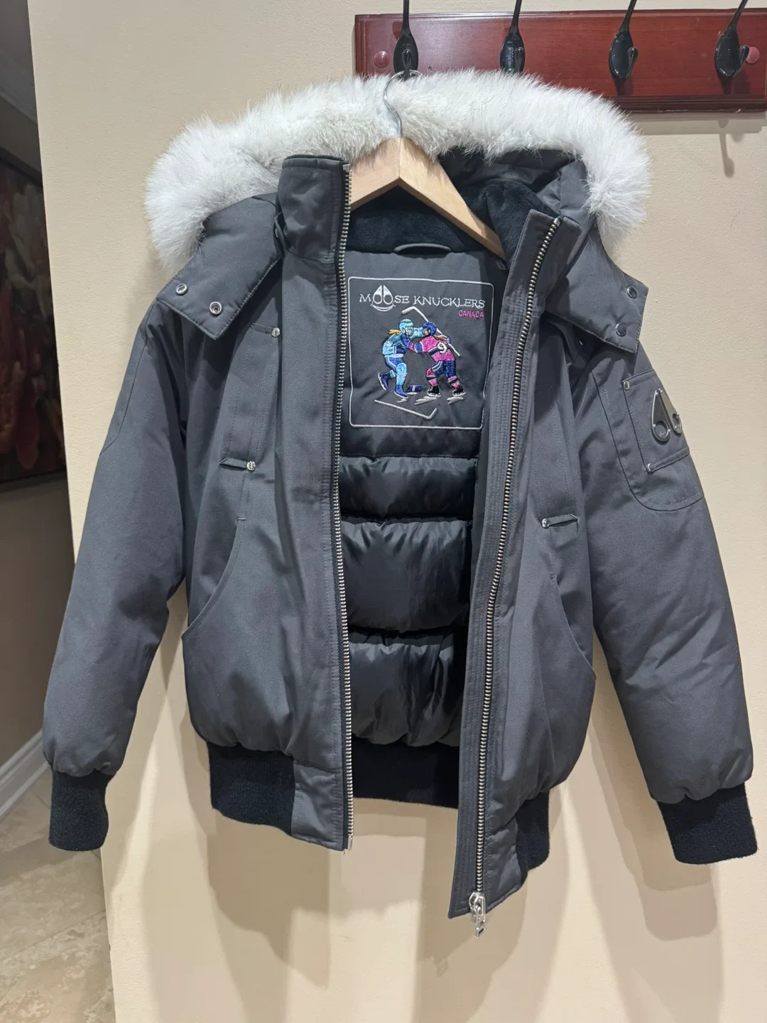 Moose Knuckles Bomber Jacket Boys Size M image indicator(2)