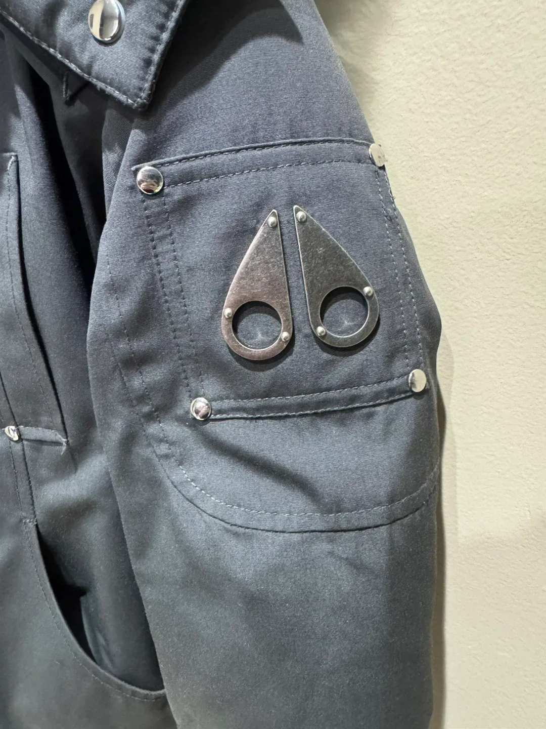 Moose Knuckles Bomber Jacket Boys Size M image indicator(5)