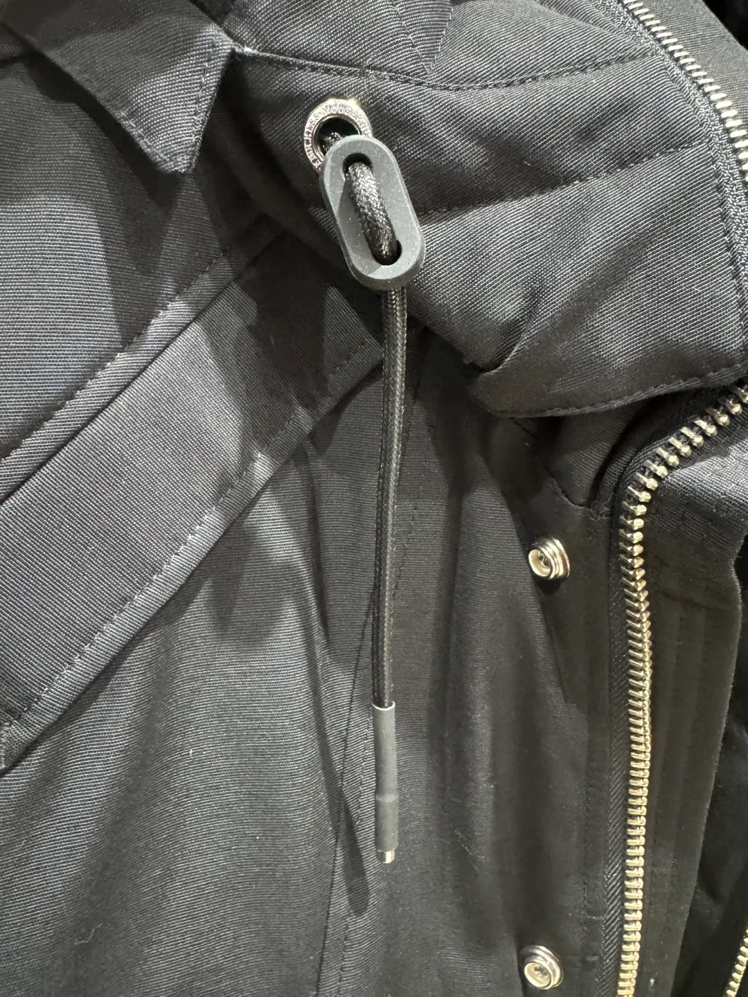 Moose Knuckles Down Filled Black Jacket Size XL image indicator(4)