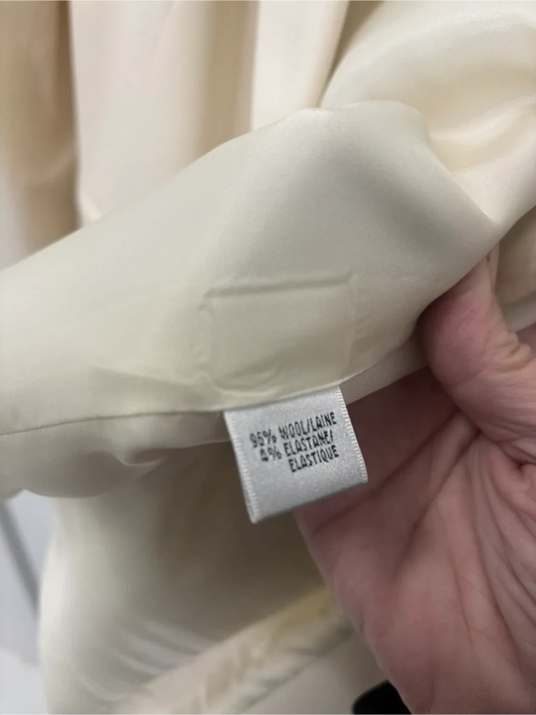 Lafayette 148 New York 2 Piece Suit Size 12- 95% Wool image indicator(8)