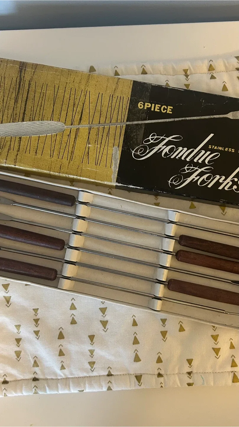 Vintage 6-Piece Fondue Forks Set with Original Box image indicator(3)
