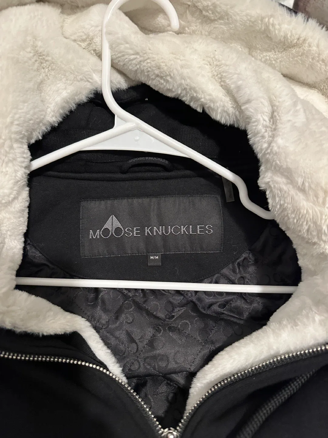 Moose Knuckles Black sweater unisex image indicator(7)