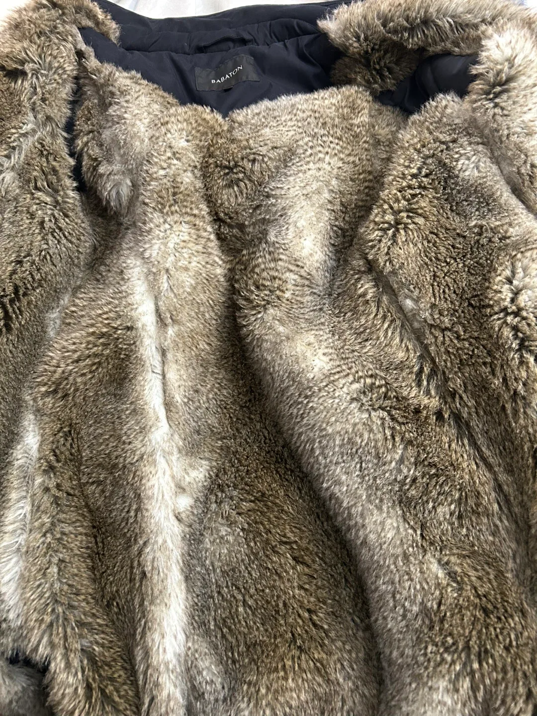 Babaton Black Winter Coat - Size M image indicator(3)