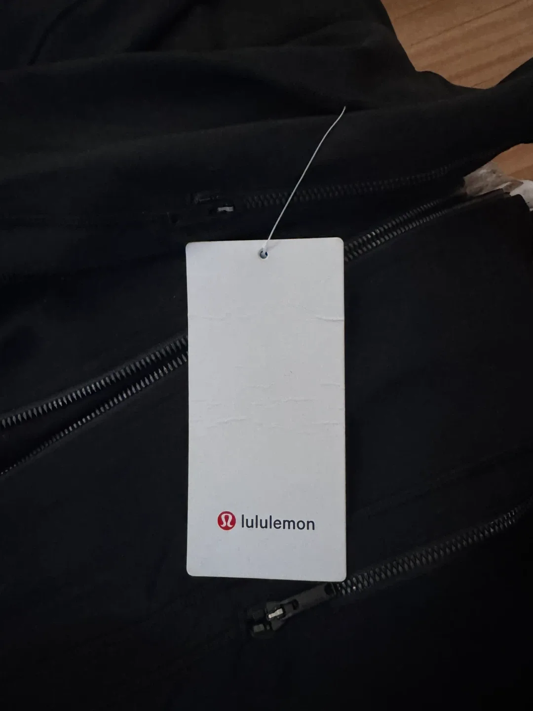 Lululemon Define Track Jacket - Black, Size 2 image indicator(4)