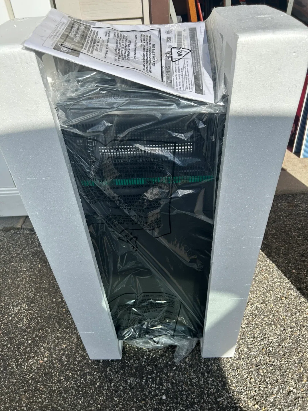 Napoleon NEFV38H Vertical wall mount 38” fireplace image indicator(5)