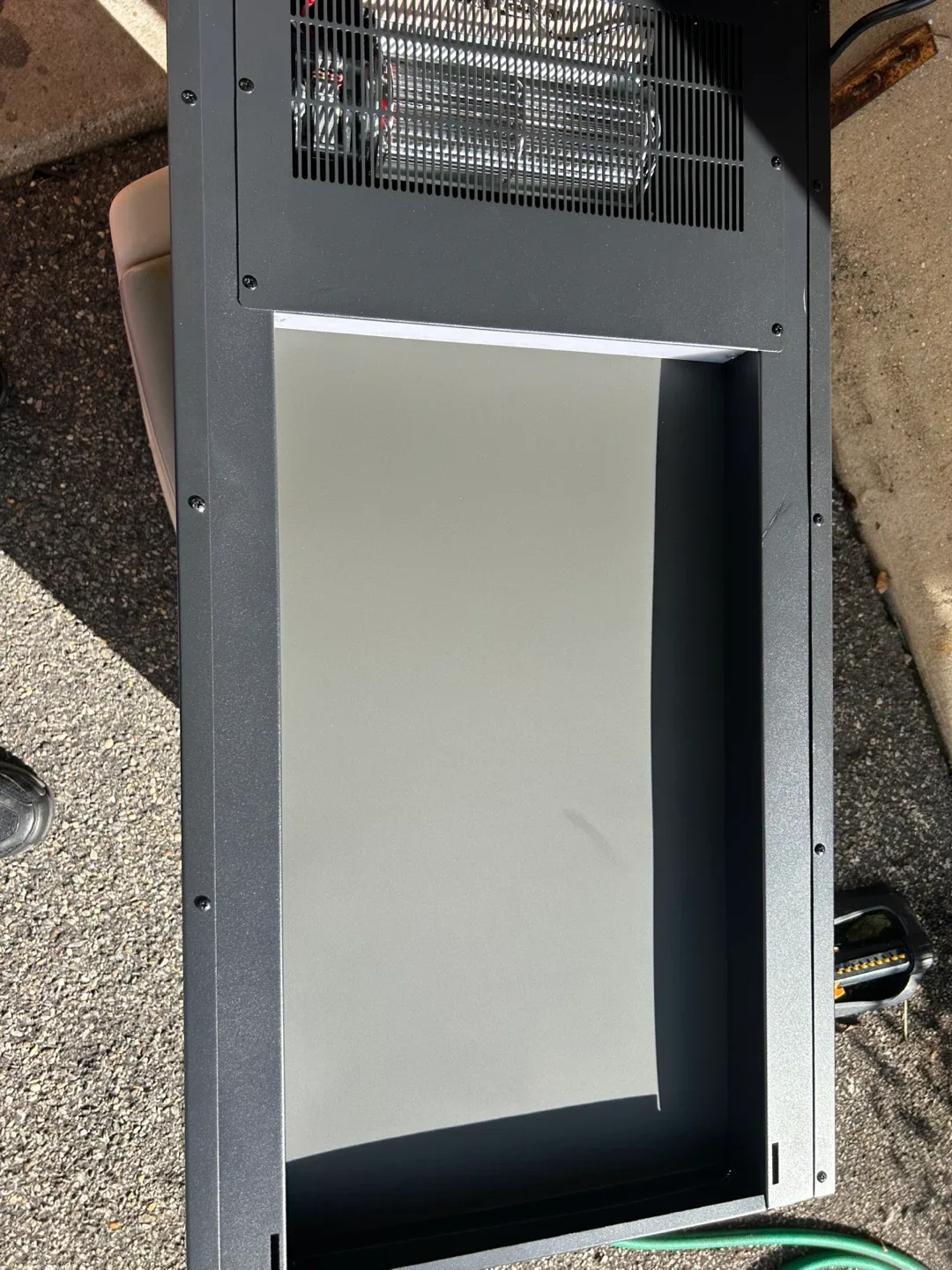 Napoleon NEFV38H Vertical wall mount 38” fireplace image indicator(10)