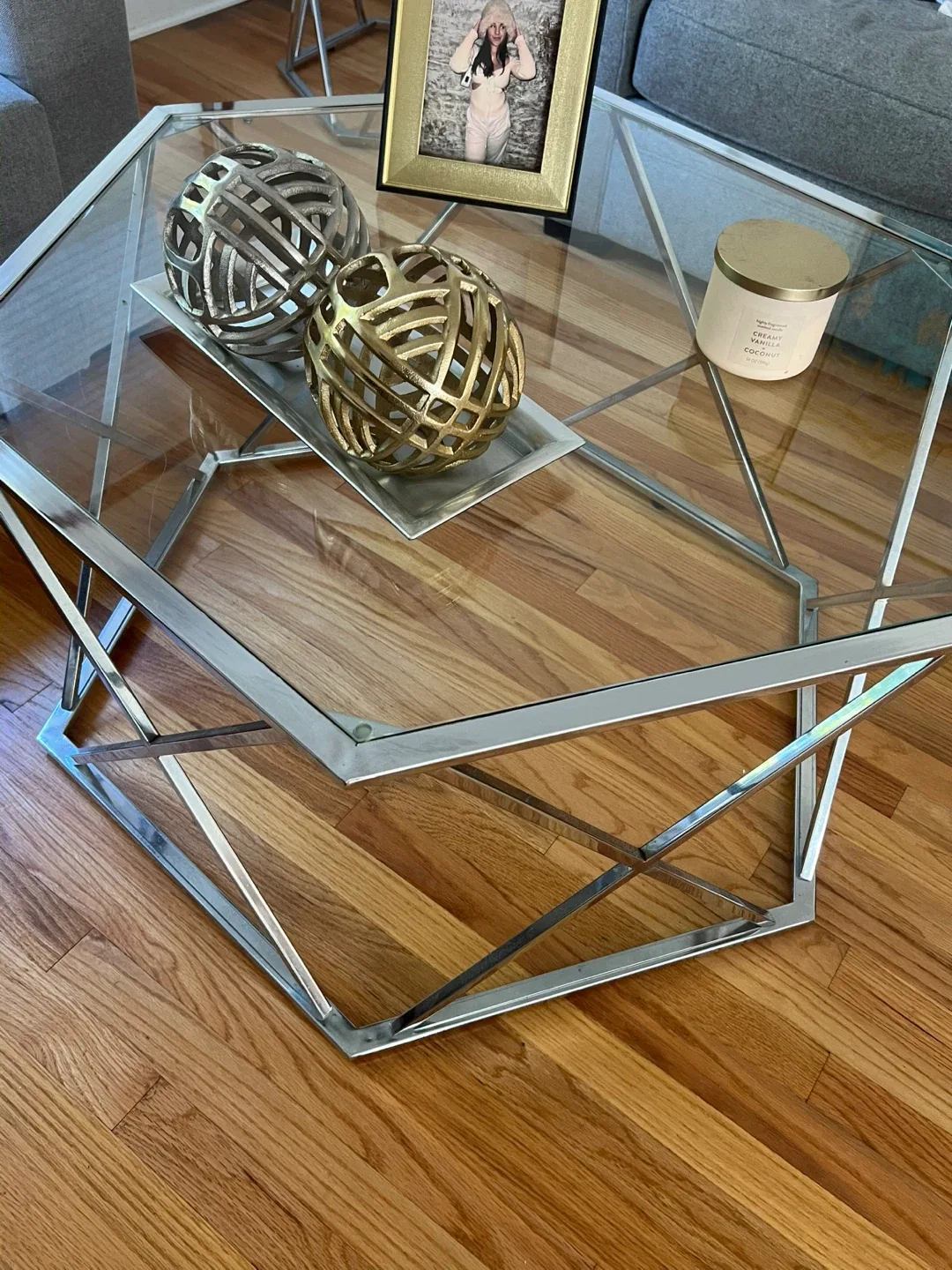 Set of 2 tables for the living room image indicator(4)