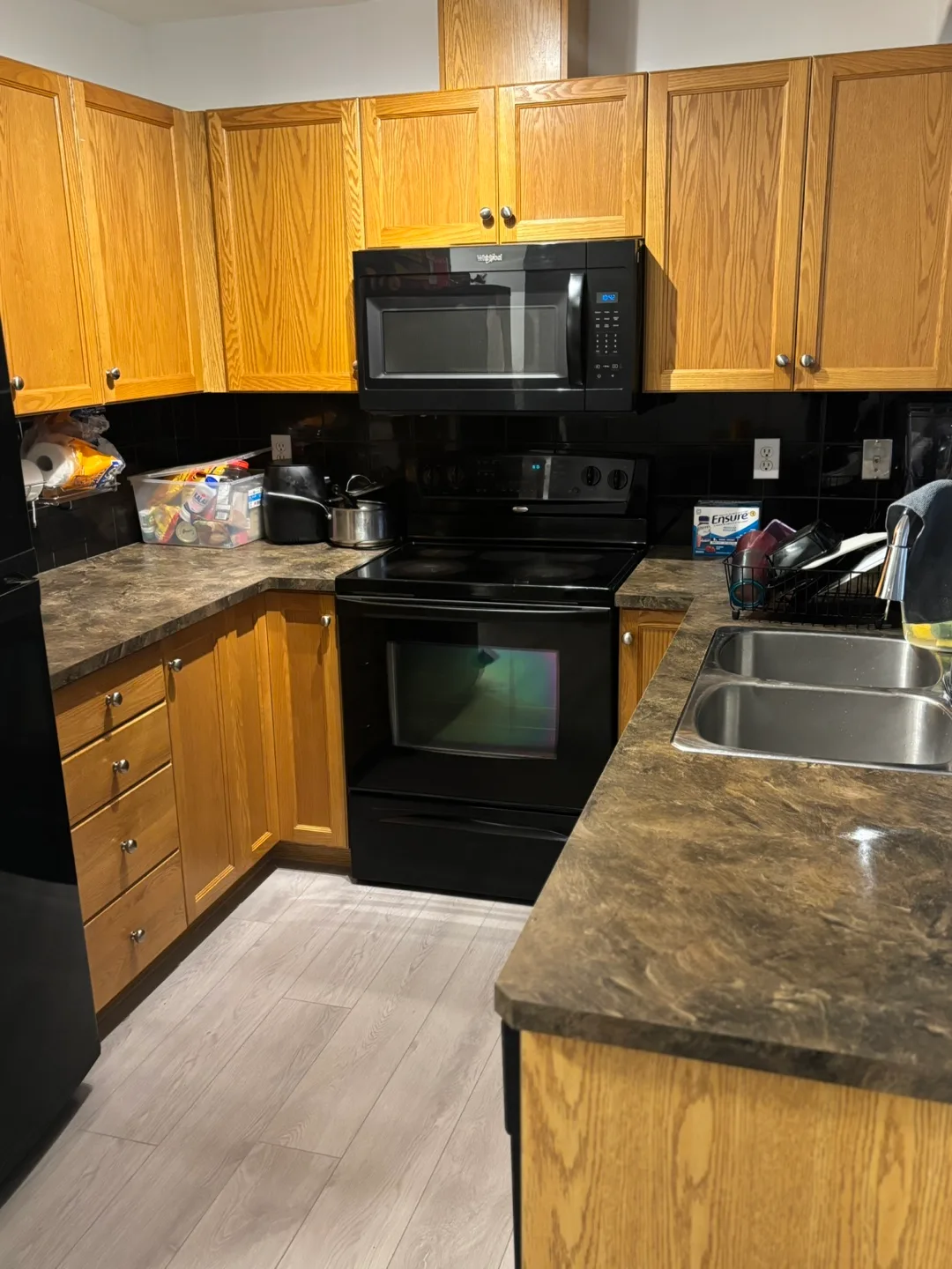 1 bedroom apartment for rent. 6 months contract image indicator(7)