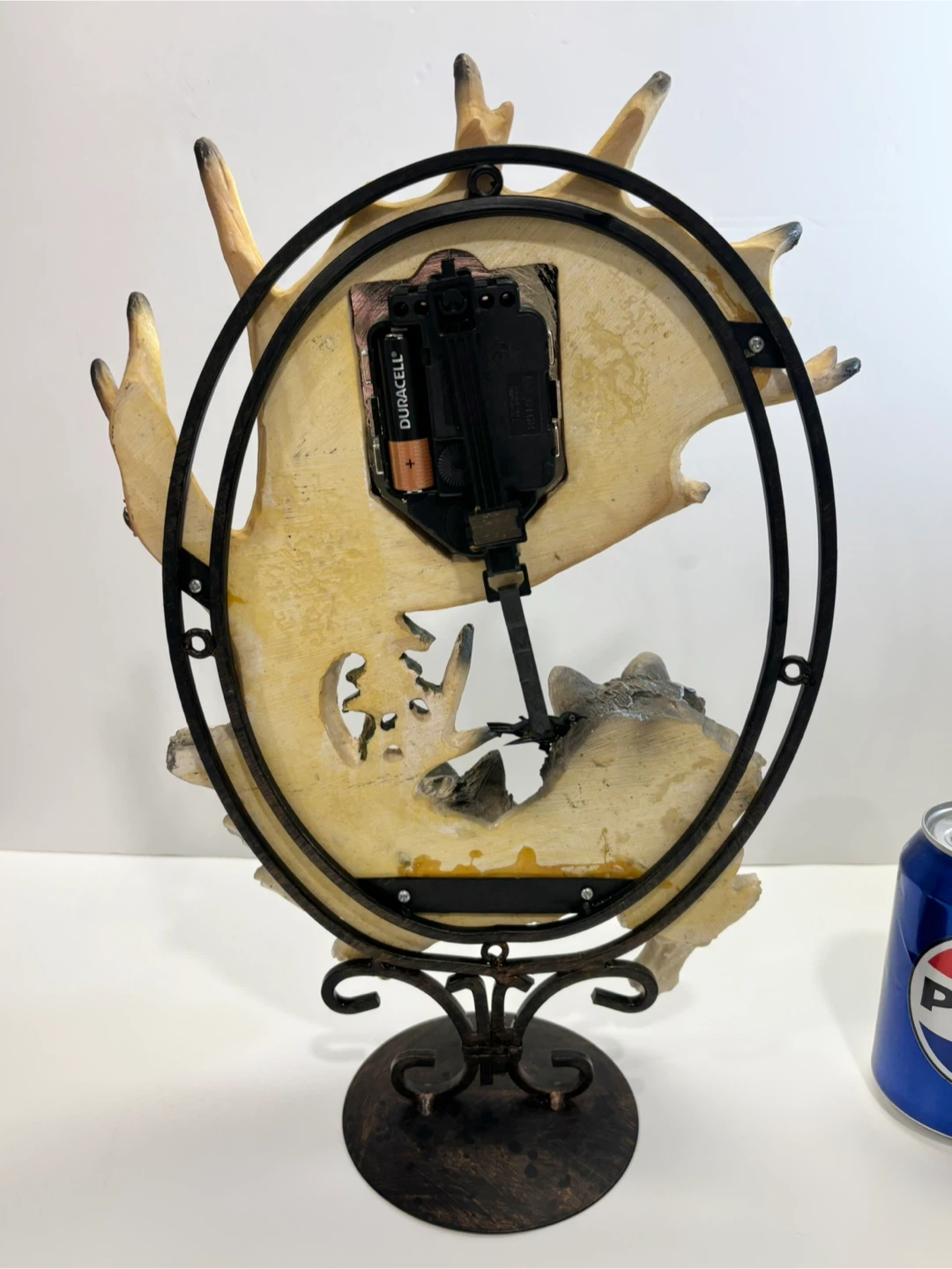 Wolf and Antler Table Clock - photo 3